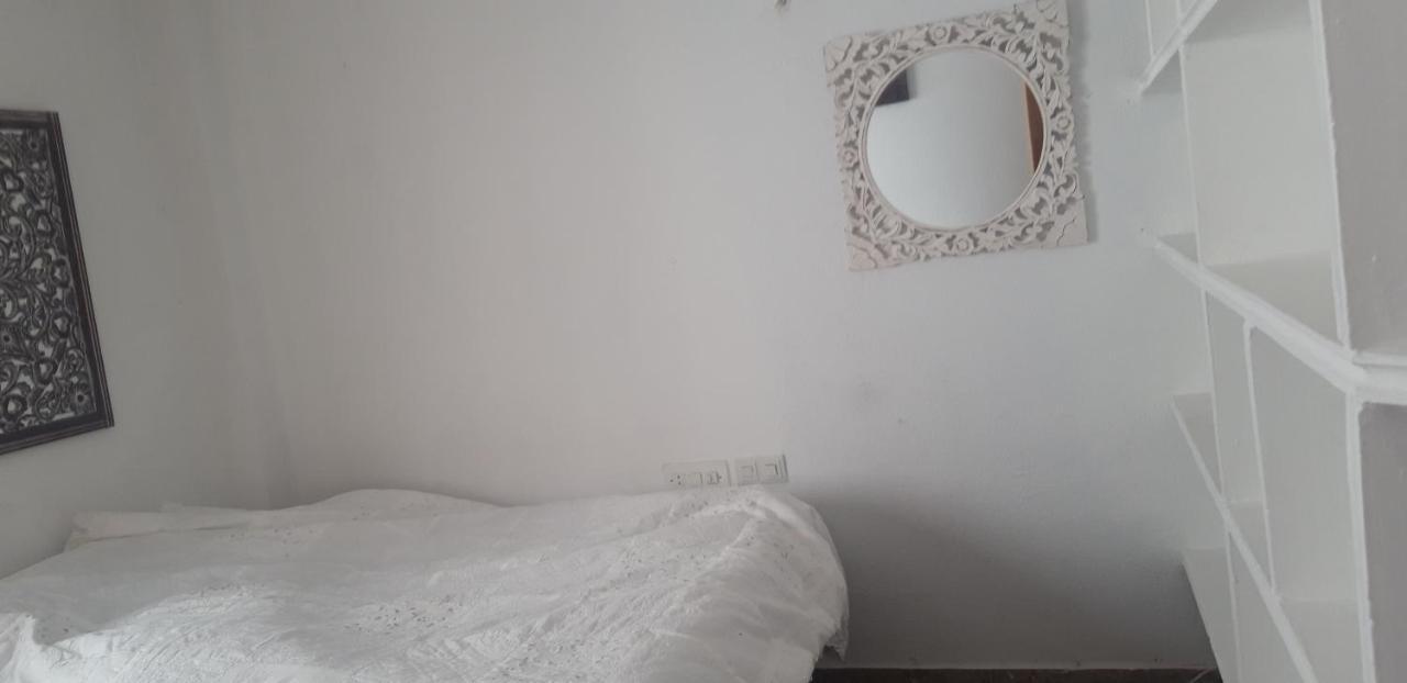Habitaciones Amplias En El Centro De Гранада Екстер'єр фото
